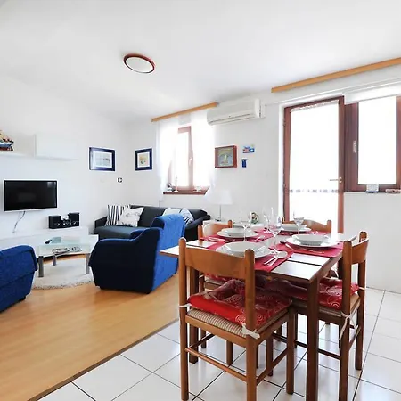 Apartamento Klarin - Old Stone House Jezera